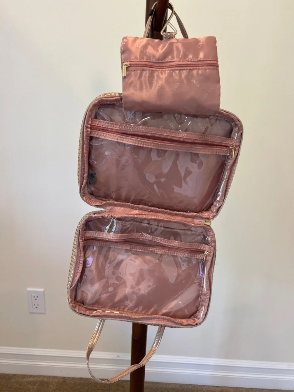 NWT Vince Camuto Hanging Travel Cosmetic Bag Organizer - Metallic Rose
